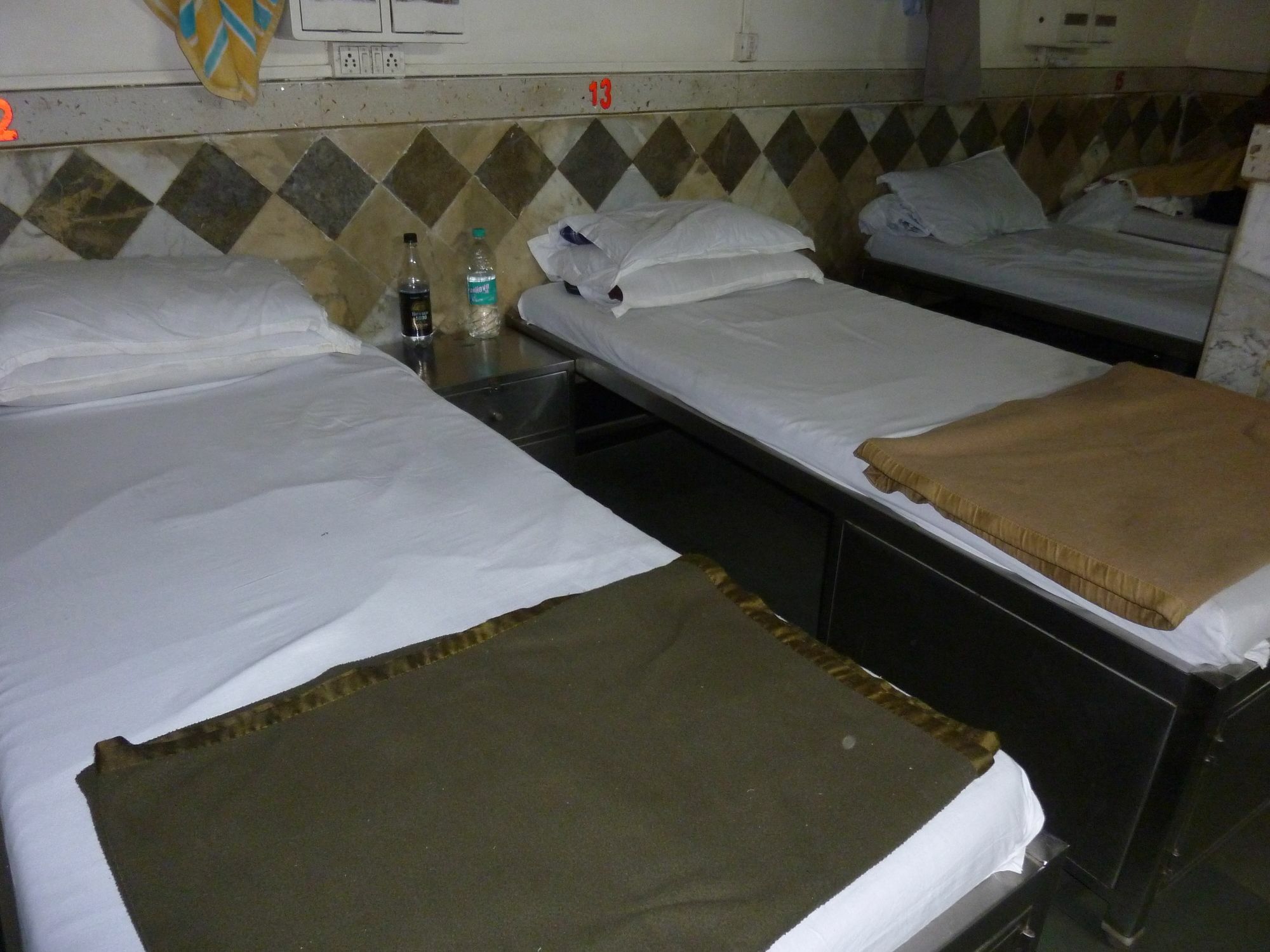 Yadgar Guest House Bombay Exterior foto