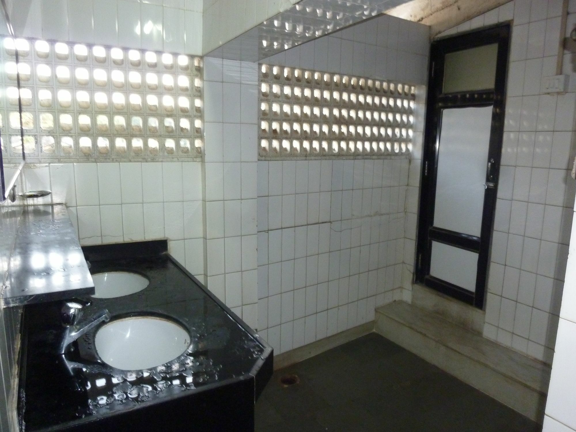 Yadgar Guest House Bombay Exterior foto